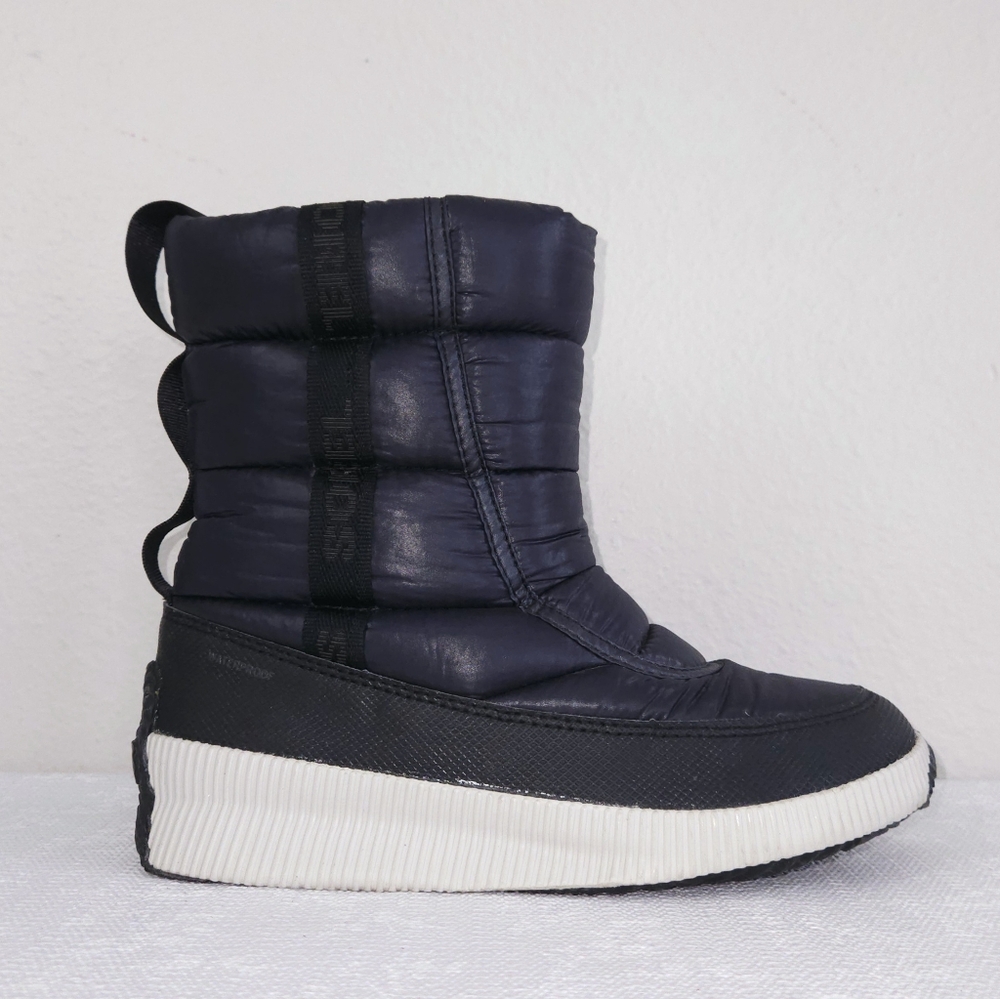 SOREL Out 'N About Puffy Mid Boots Navy Blue US 8 - Picture 3 of 12
